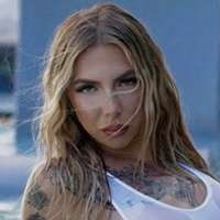 model-avatar