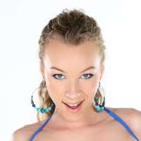 model-avatar