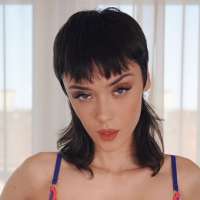 model-avatar