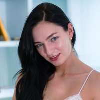model-avatar