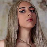 model-avatar
