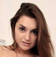 model-avatar