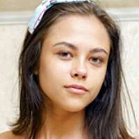 model-avatar