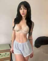model-avatar