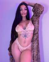 model-avatar