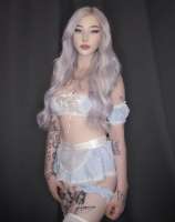 model-avatar
