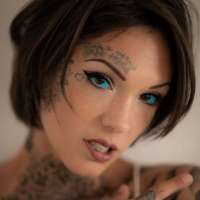 model-avatar