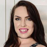 model-avatar