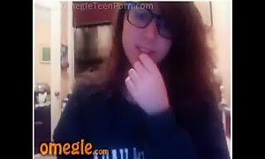 Horny College Chick Showing On Omegle.Avi