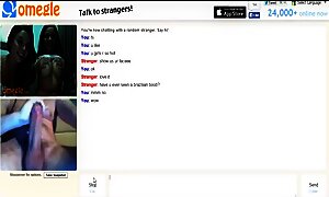 Omegle Worm 590 / Chat Fun