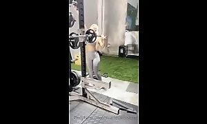 Scarlett Kisses Personal Trainer Fuck Her In Gym Only Favs