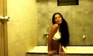 Poonam pandey sexy shower video  bathroom HD