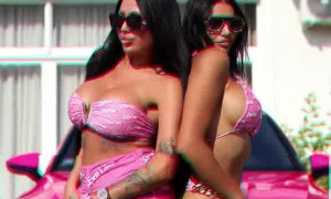 Tamara Bojanic sexy show erotic body with her friend