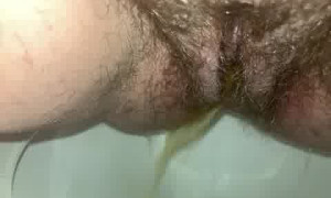 Chubby hairy pussy peeing and farting