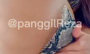 Pandora Kaaki  porn - Pussy Rubbing on a dildo