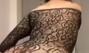 Sofia Brano Show Hot Body in see-through thin skirt - New Video