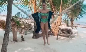 Laura müller Video Video Show Body Hot