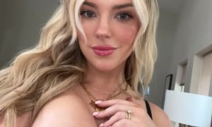 marie dee Nude perfect tits in selfie / Of  video