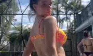 Kaitlyn Krems  Videos new vid - Sexy bikini in pool so Wett