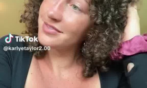 Karlye Taylor Show big boobs -  Videos new vid...!