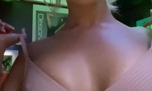 Mercedes blanche Naughty Big Tits -  