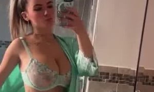 Kaitlyn Krems Camshow Nude Big Tits -  Video